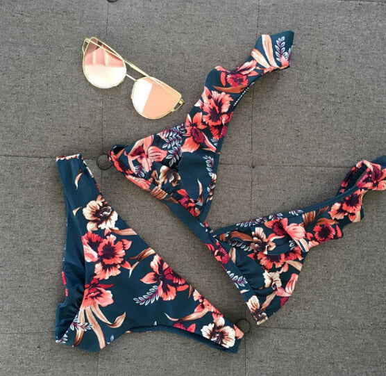 Silvias Ruffles Bikini Set